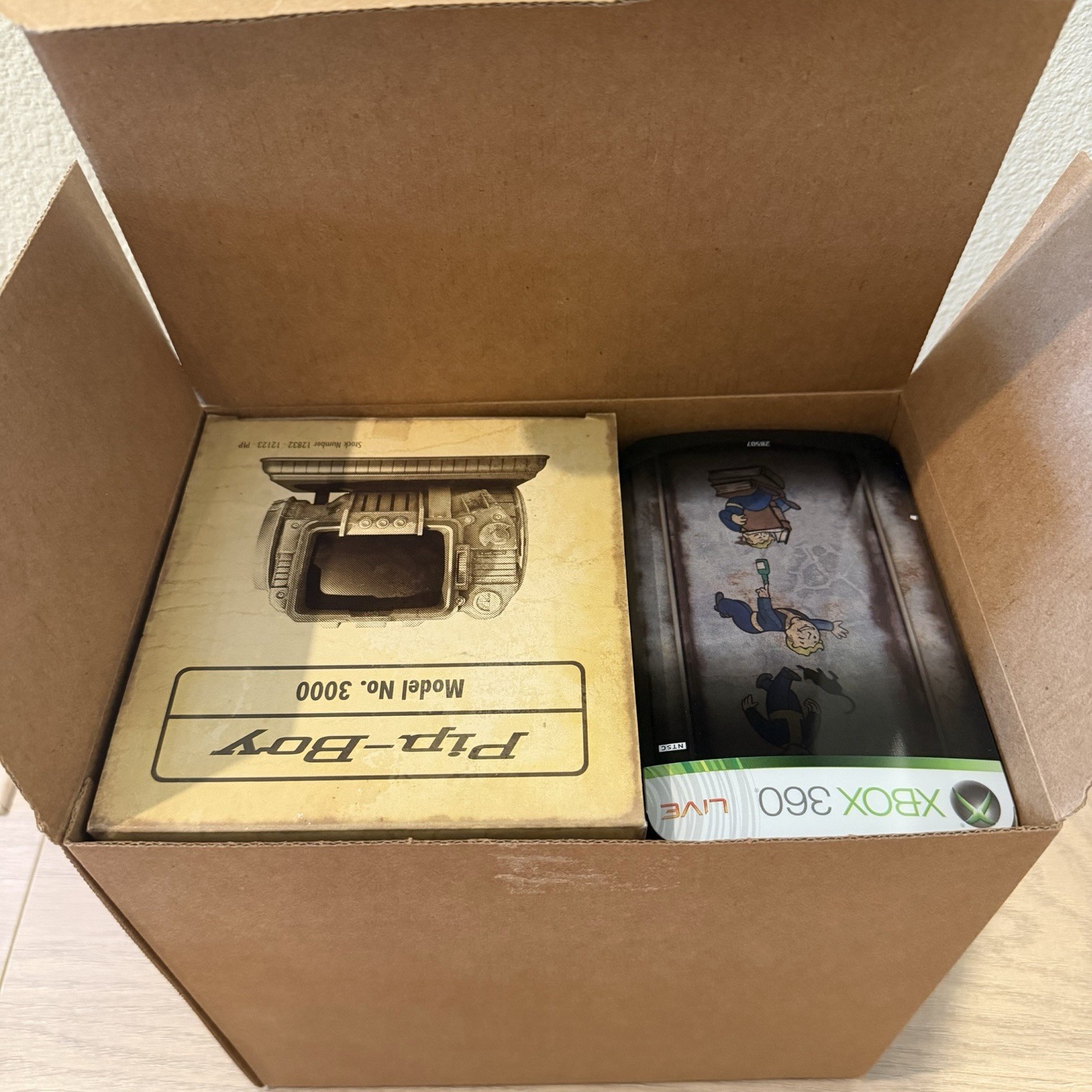Pip-Boy 3000 Clock Sealed • Fallout 3 Survival Edition Xbox 360 Open Box