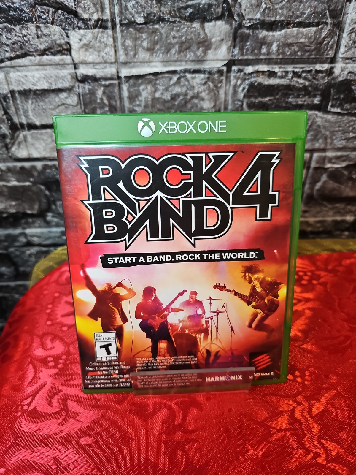 Rock Band 4 – Microsoft Xbox One – Disc In Excellent Condition