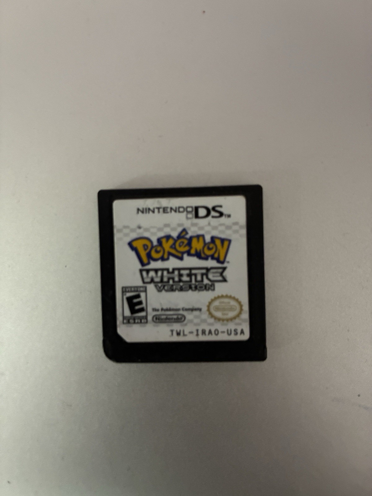 Pokemon: White Version Nintendo DS (Game Only) 100% AUTHENTIC *TESTED*