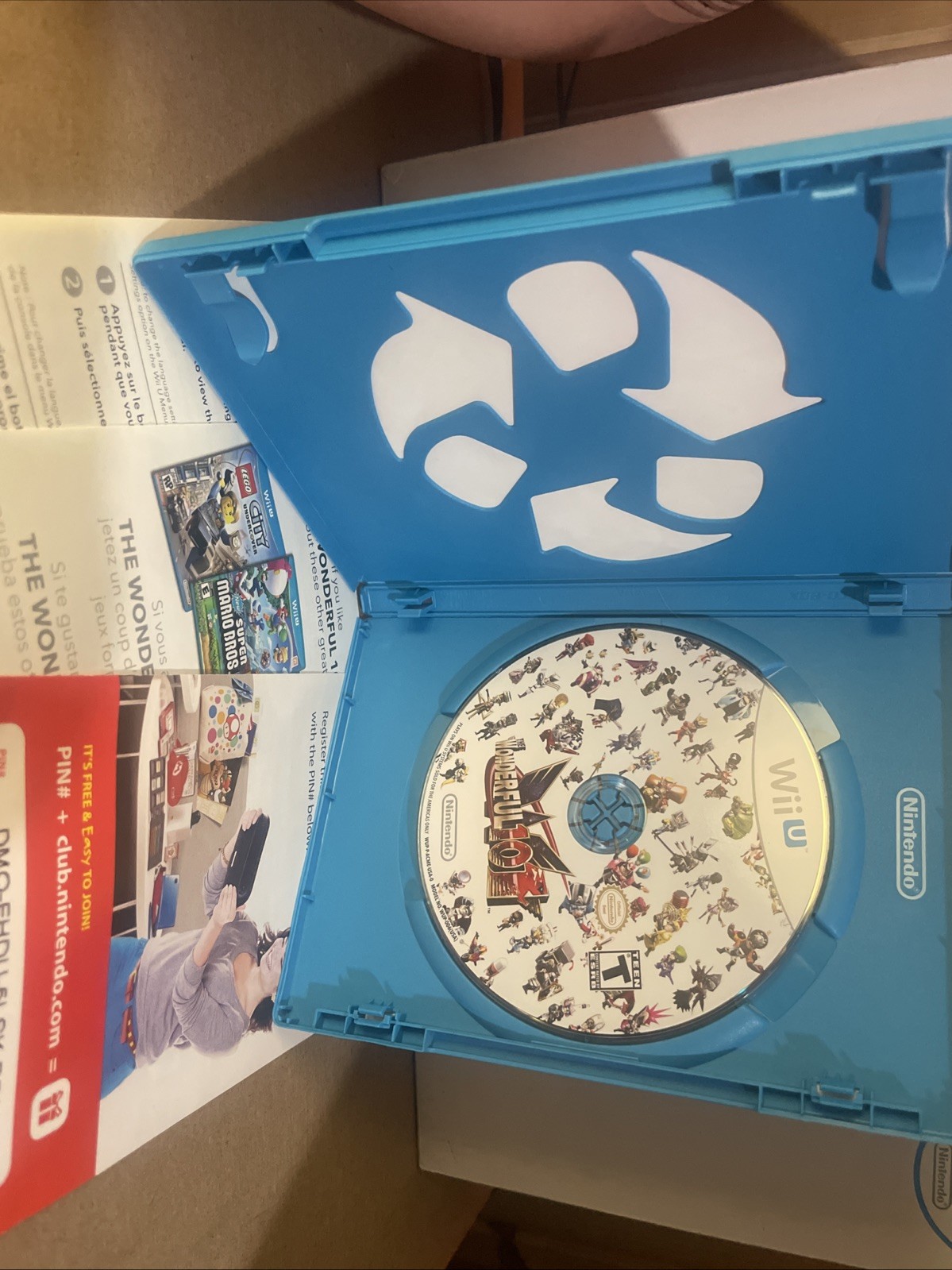 The Wonderful 101 (Nintendo Wii U) With Inserts