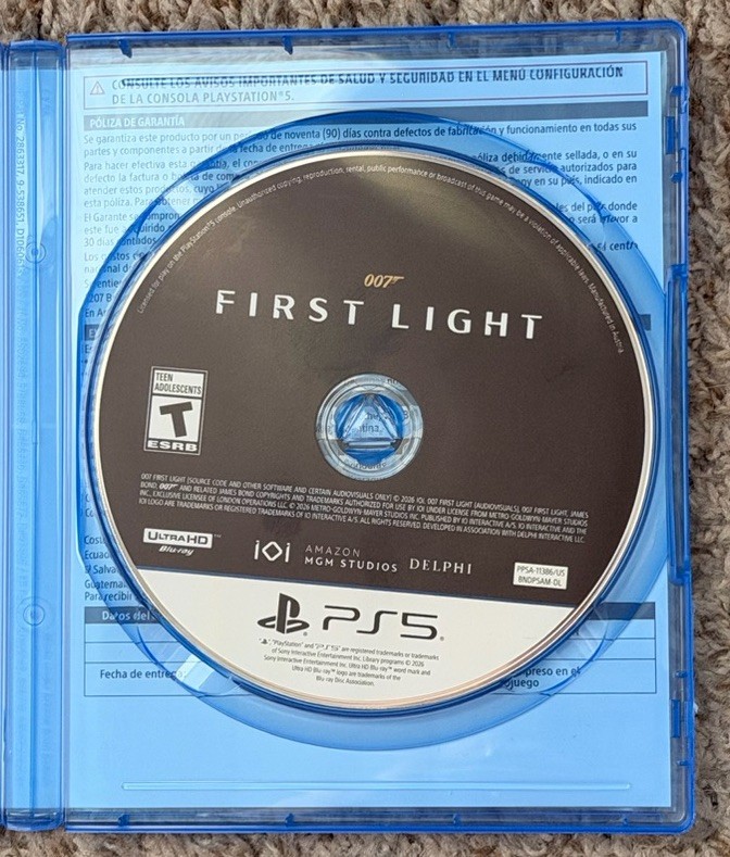 007 FIRST LIGHT PS5 SONY PLAYSTATION 5 2026 WORKS GREAT!!