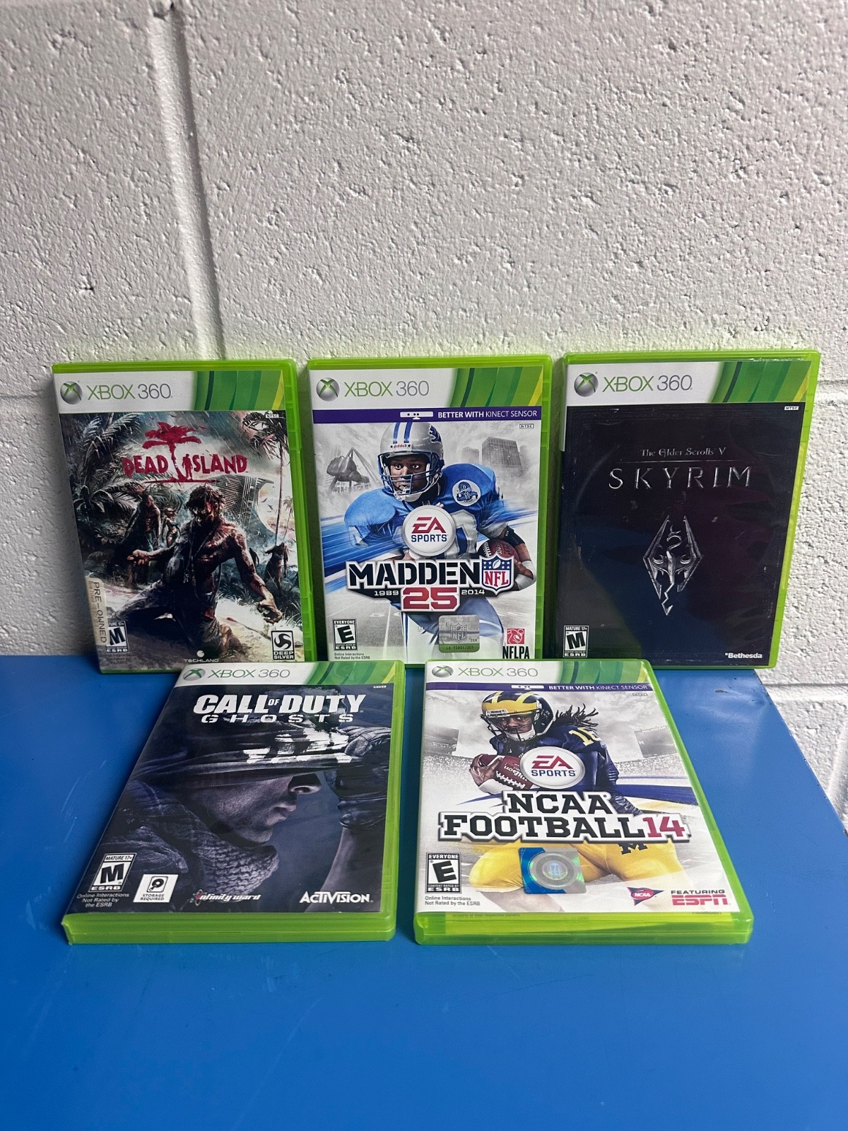 Microsoft Xbox 360 Lot – NCAA Football 14 – Skyrim – Madden 25 + Extras Untested