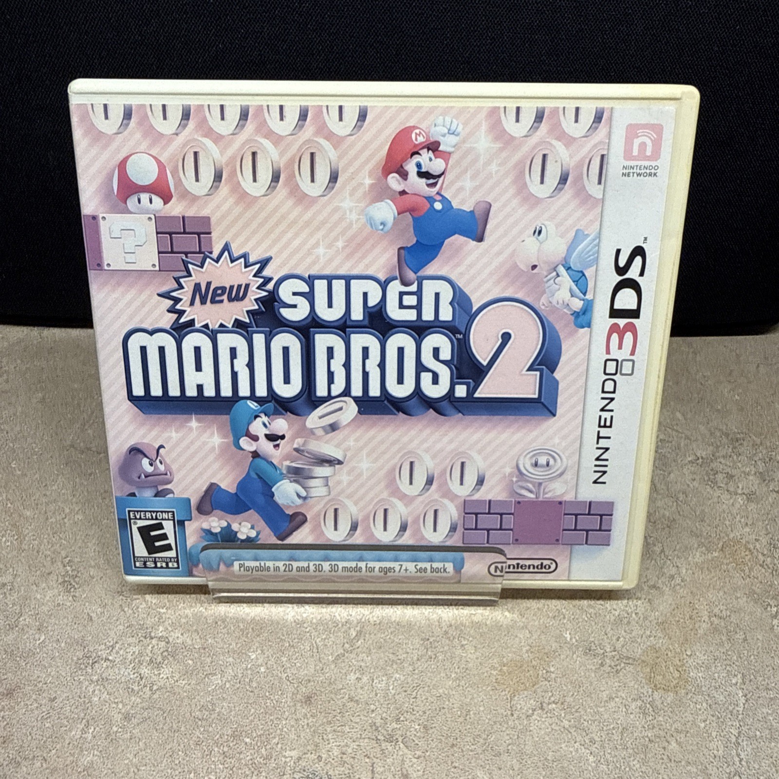 Super Mario Bros 2 3DS (case Is Faded)