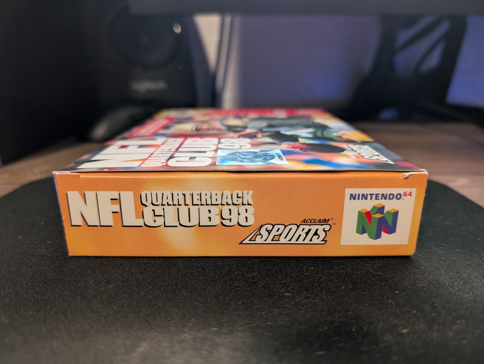 NFL Quarterback Club 98 (Nintendo 64, 1997) Authentic – Complete CIB – Reg Card