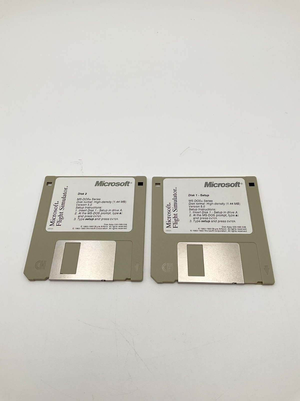 Microsoft Flight Simulator 1993 – MS-DOS Floppy Disk – Acceptable Condition -PC