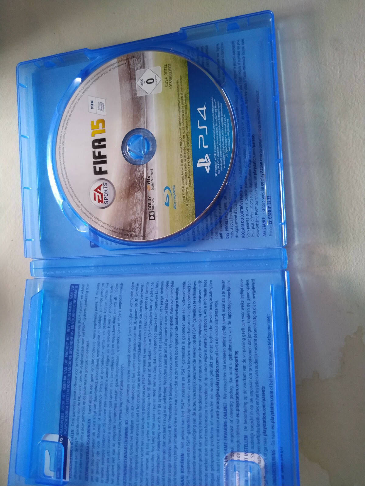 FIFA 15 Messi – Juego PS4 Edición Francia Italia PAL 3T