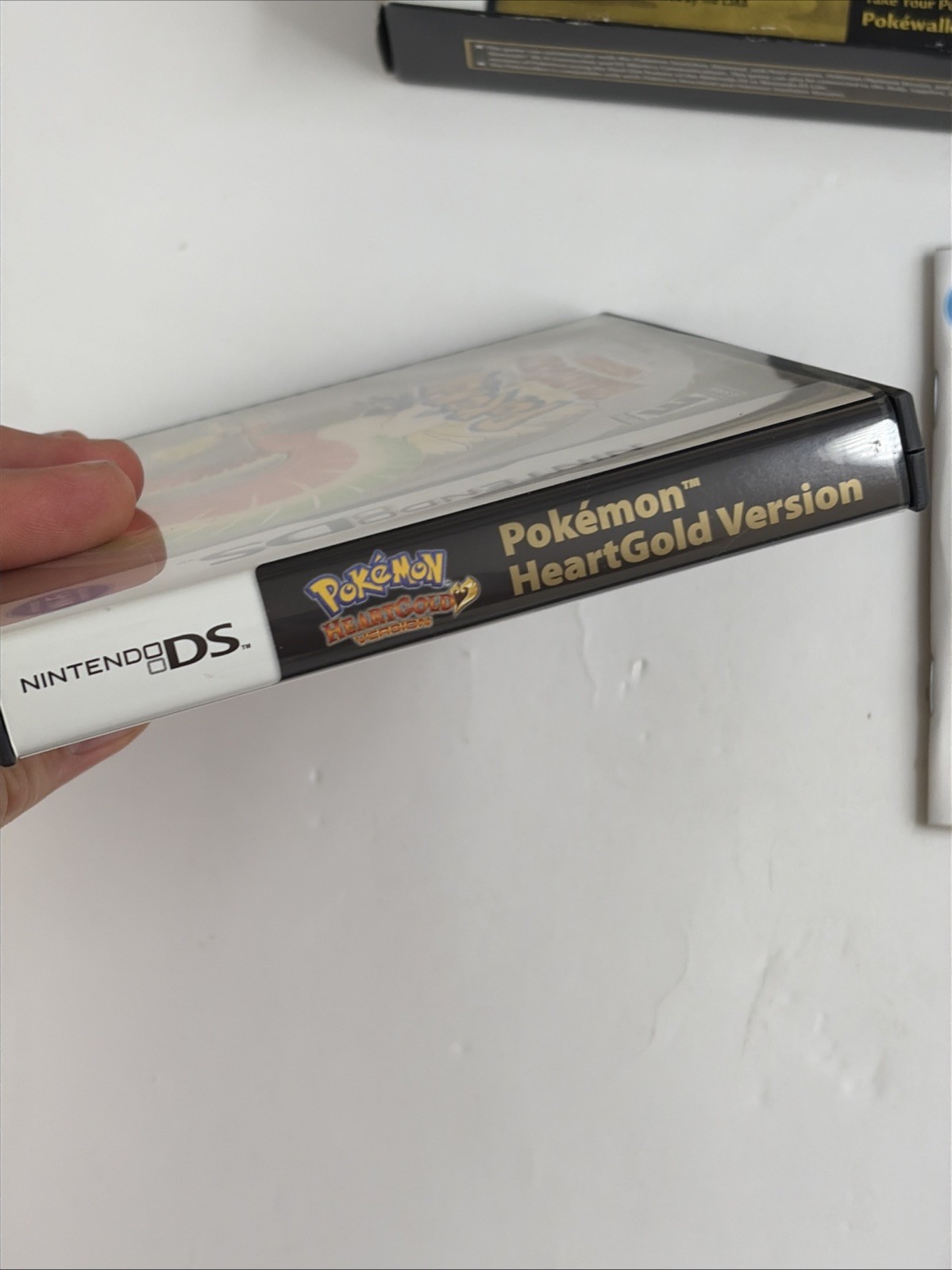 NICE Pokemon Heartgold Version DS Complete Big Box Pokewalker Authentic Tested!