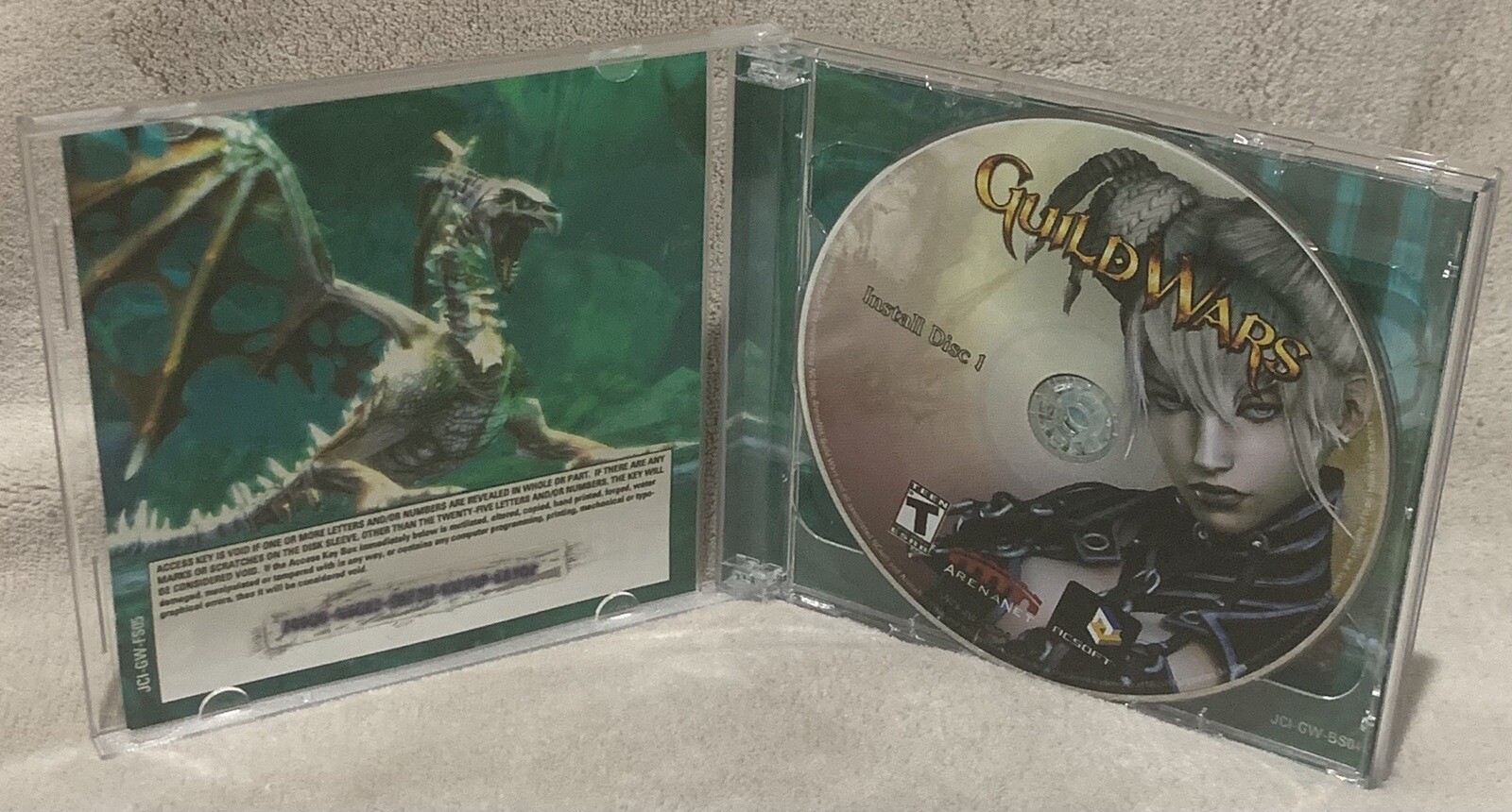 Guild Wars 2005 PC 2 Disc CD Rom Video Game T Teen Violence Jewel VG 2 Disc’s