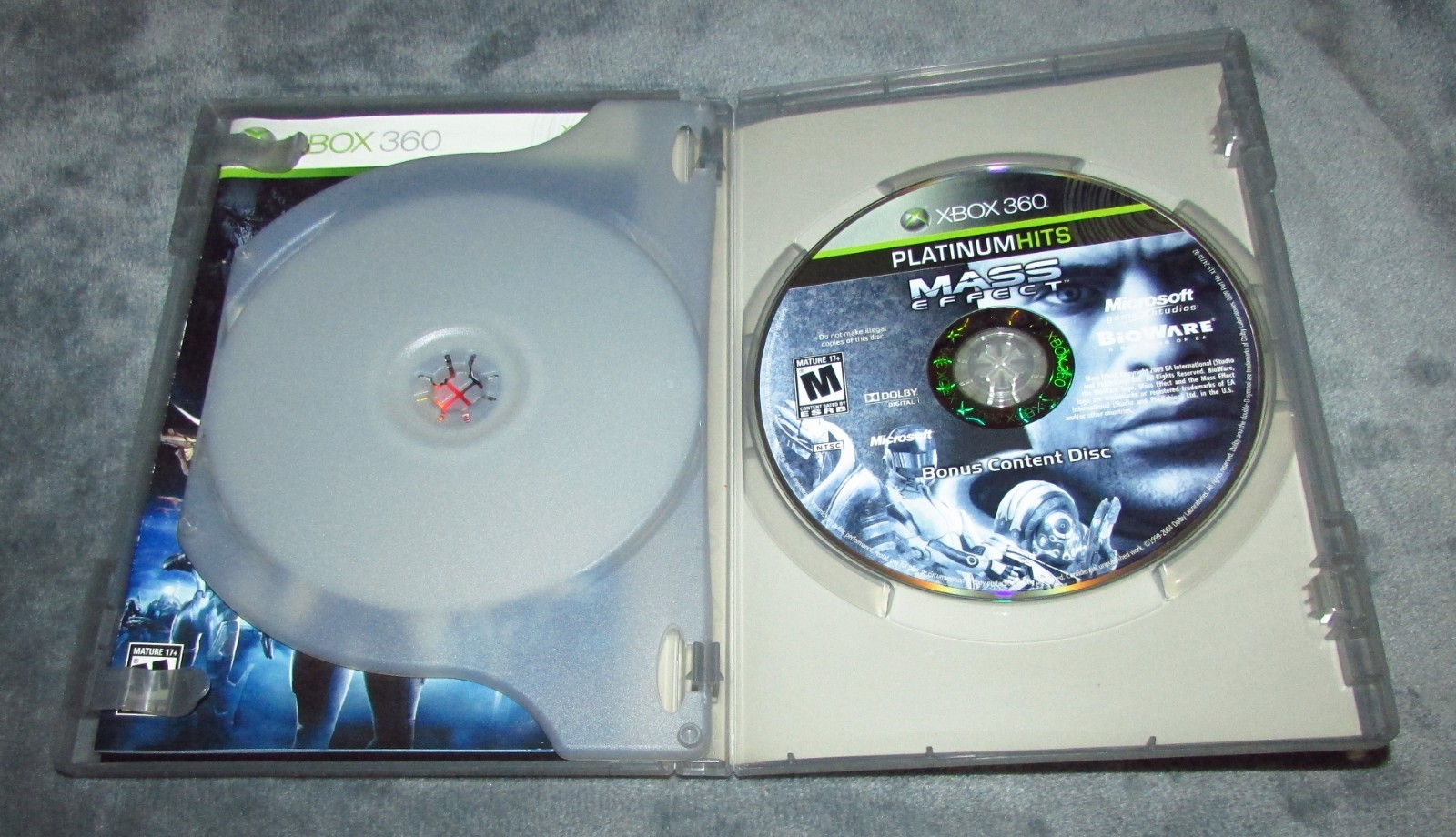 Mass Effect (2009) Xbox 360 Complete / Fast Free Shipping!