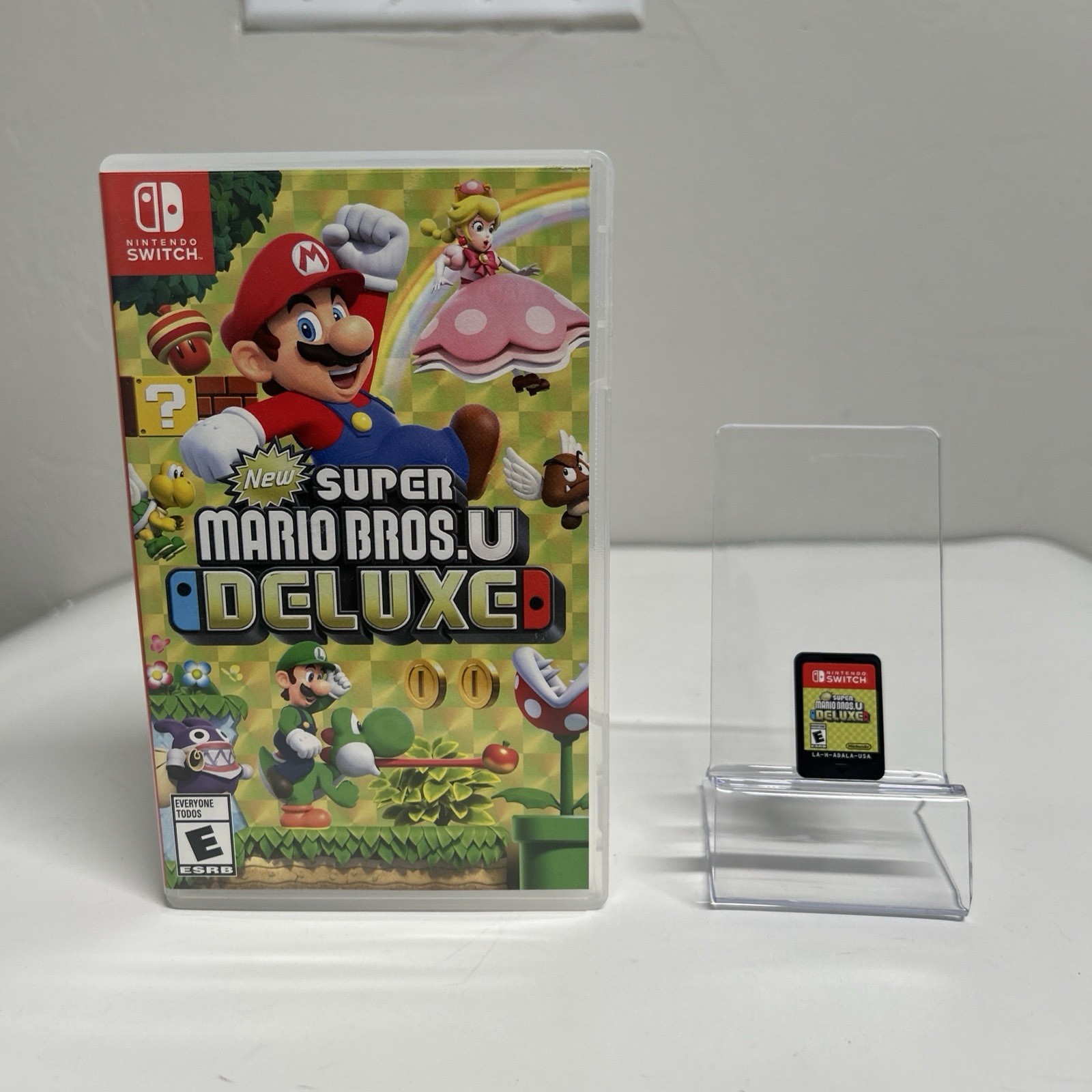 New Super Mario Bros U Deluxe Nintendo Switch Complete Tested Working