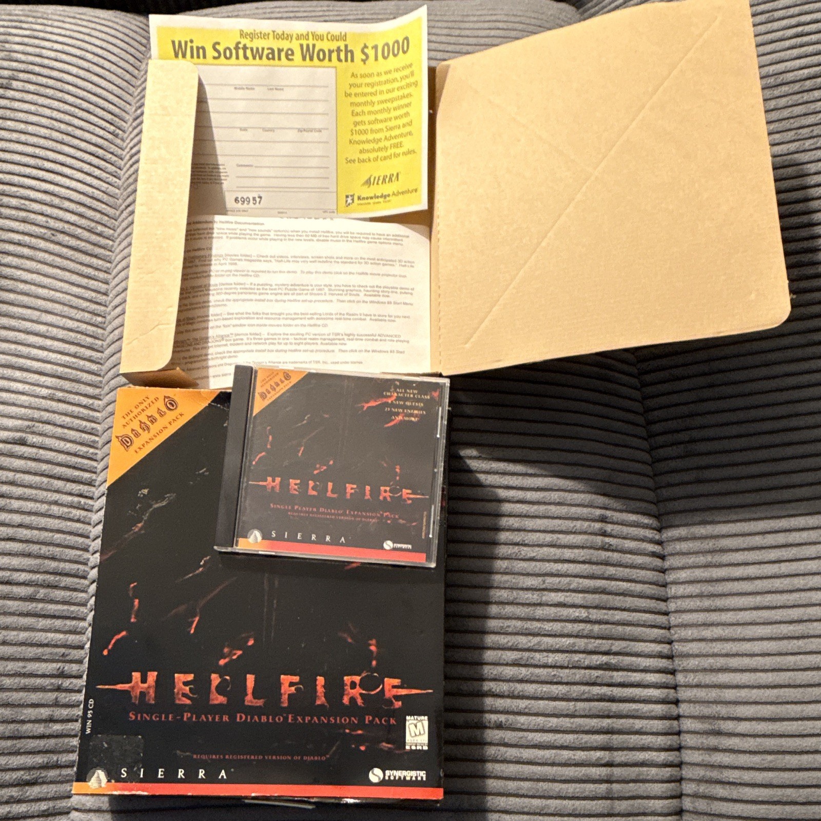 Diablo: Hellfire (PC) 1997 CIB Complete Expansion Pack Sierra RPG Authentic