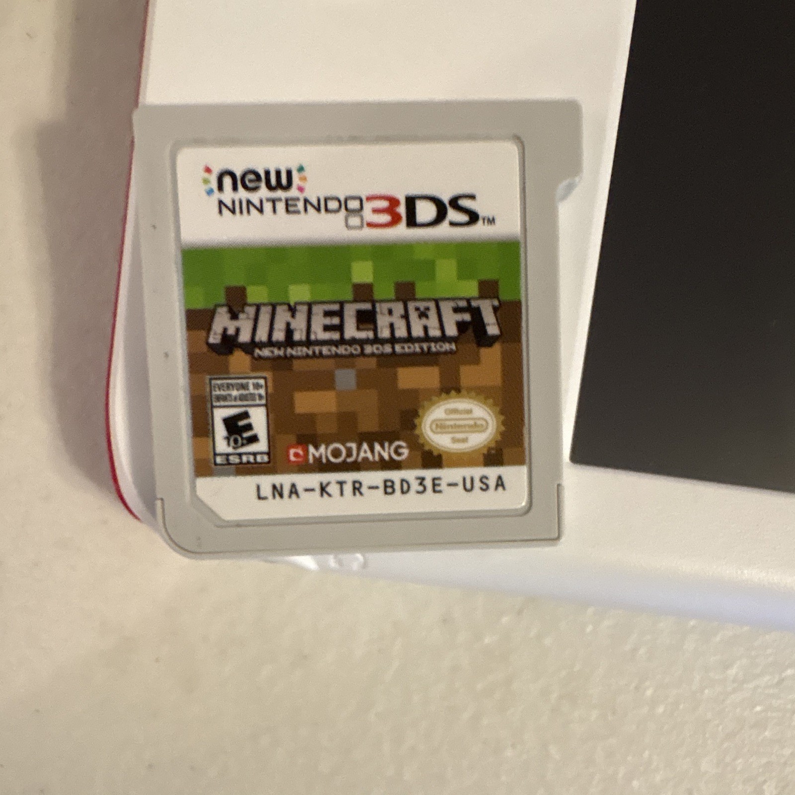 Mojang Minecraft: New Nintendo 3DS Edition Nintendo 3DS Game E10+ NTSC-U/C