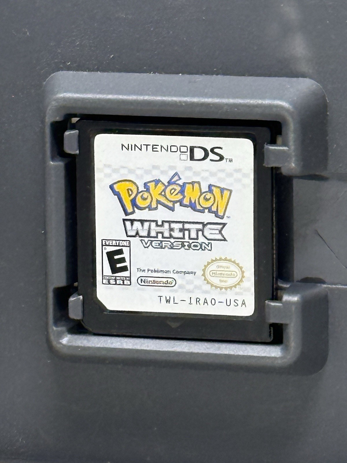 Pokemon White Version Nintendo DS Complete CIB with All Inserts Authentic Tested