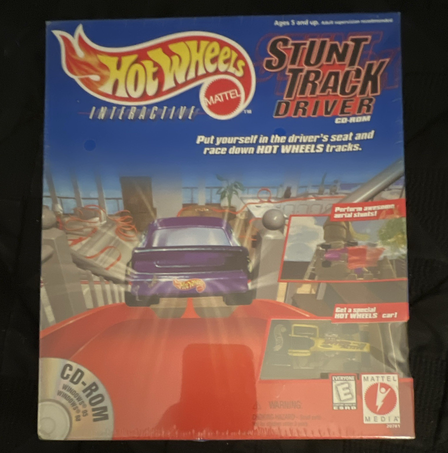 Mattel Media Hot Wheels: Stunt Track Driver PC CD-ROM Racing Game E