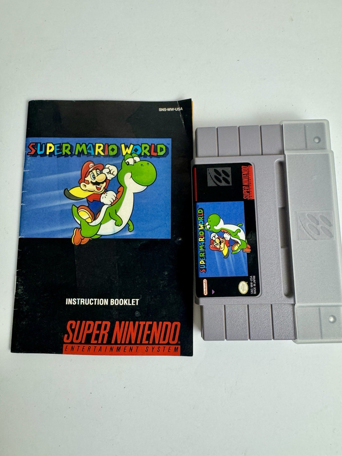 SUPER MARIO WORLD SNES (1991) Cartridge With Protector And Instruction Booklet