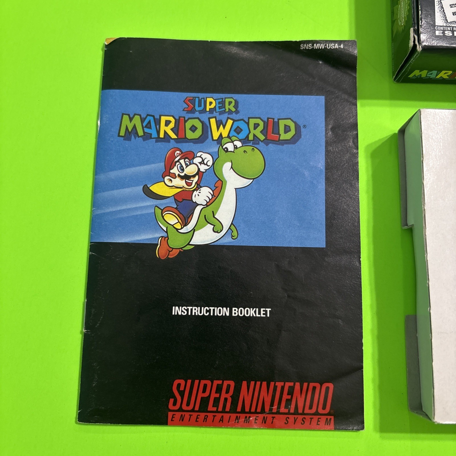 Super Mario World (Super Nintendo, 1991) Complete In Box Players Choice SNES