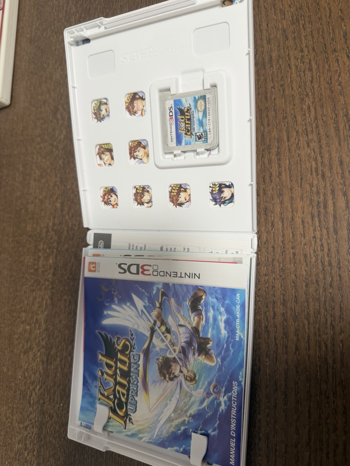 Kid Icarus Uprising Nintendo 3DS – Complete In Case