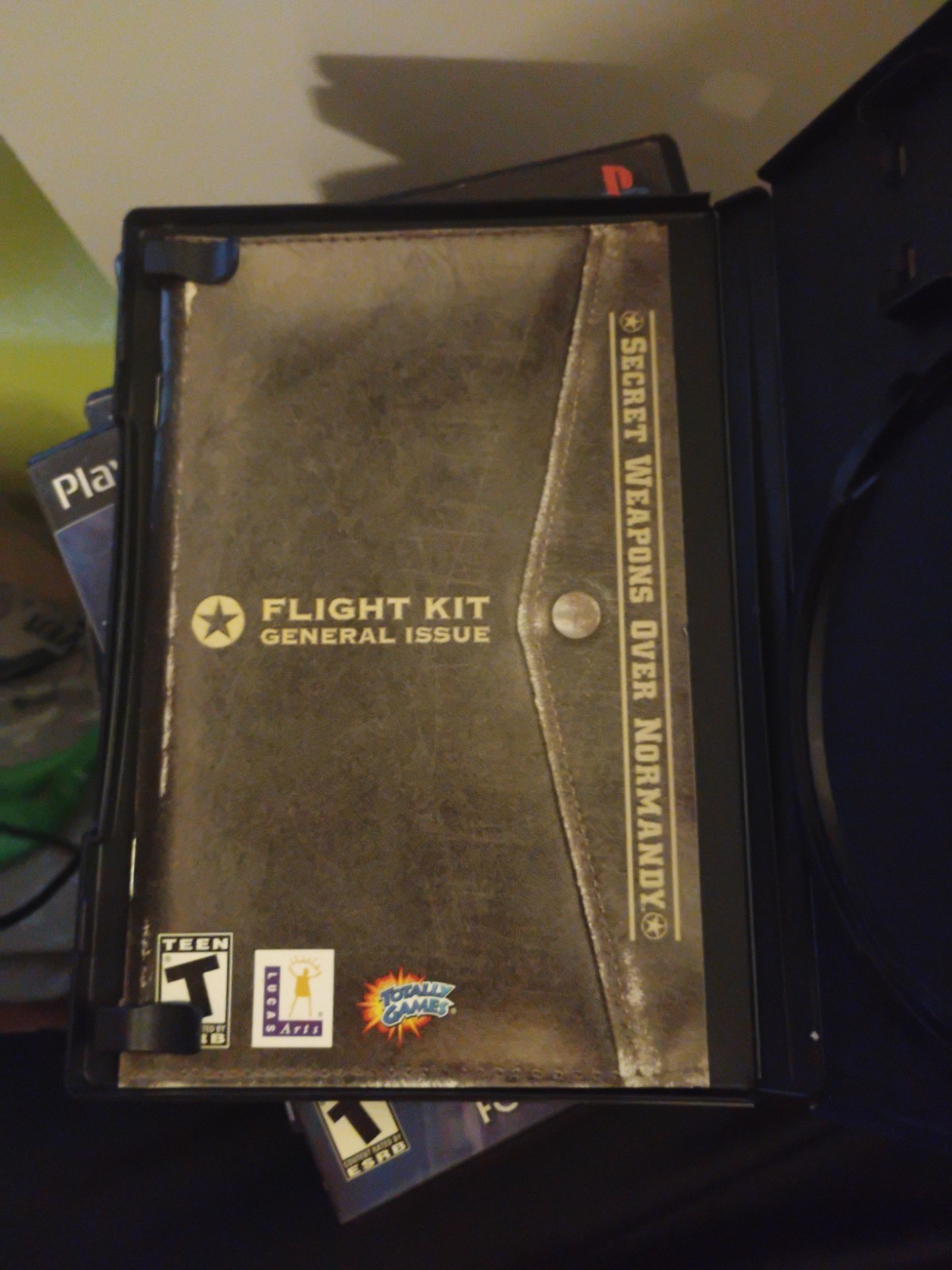 Secret Weapons Over Normandy CIB (Sony PlayStation 2, 2003)