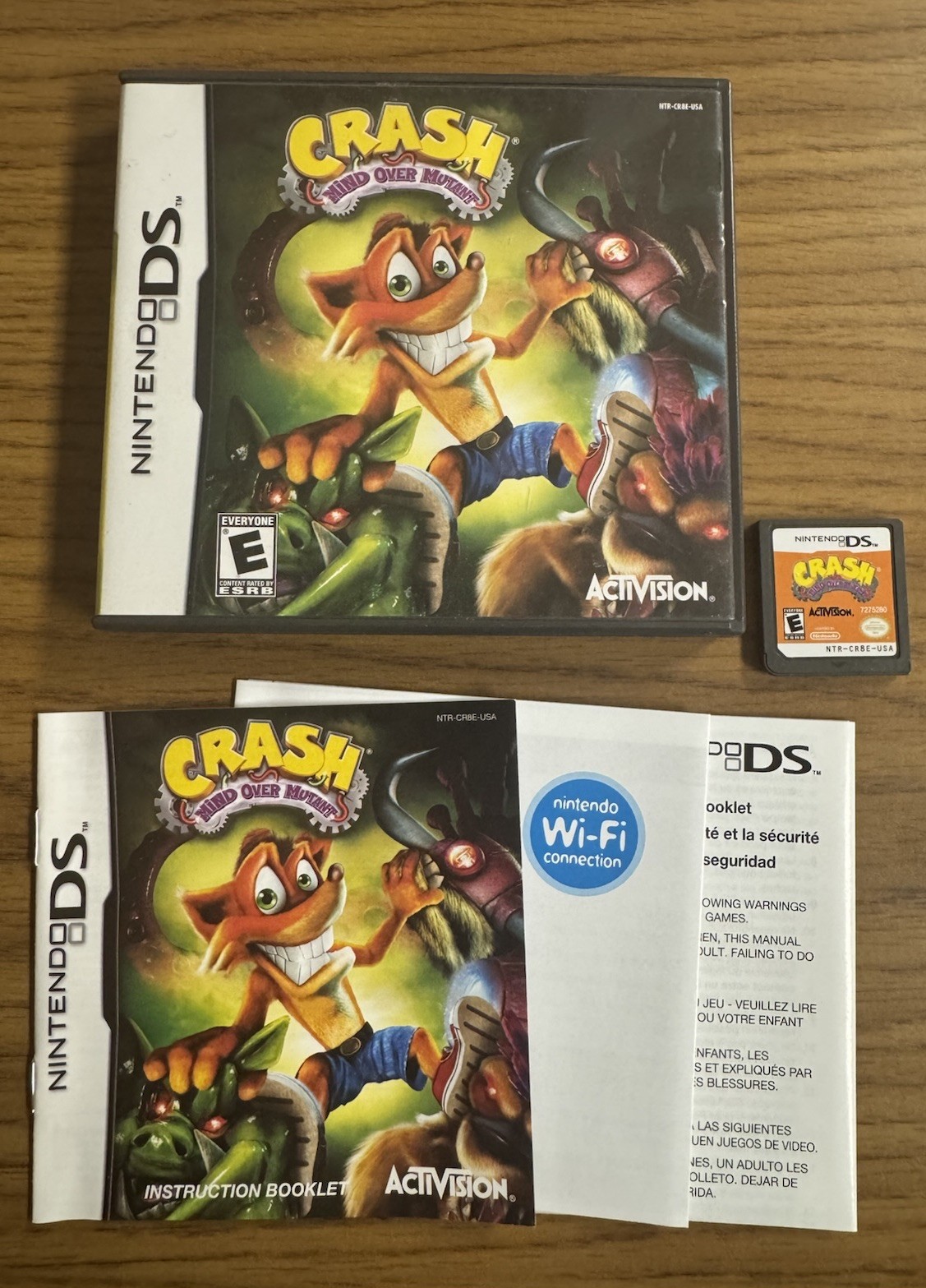 Crash: Mind Over Mutant (Nintendo DS, 2008) CIB Complete W/ Manual Tested!