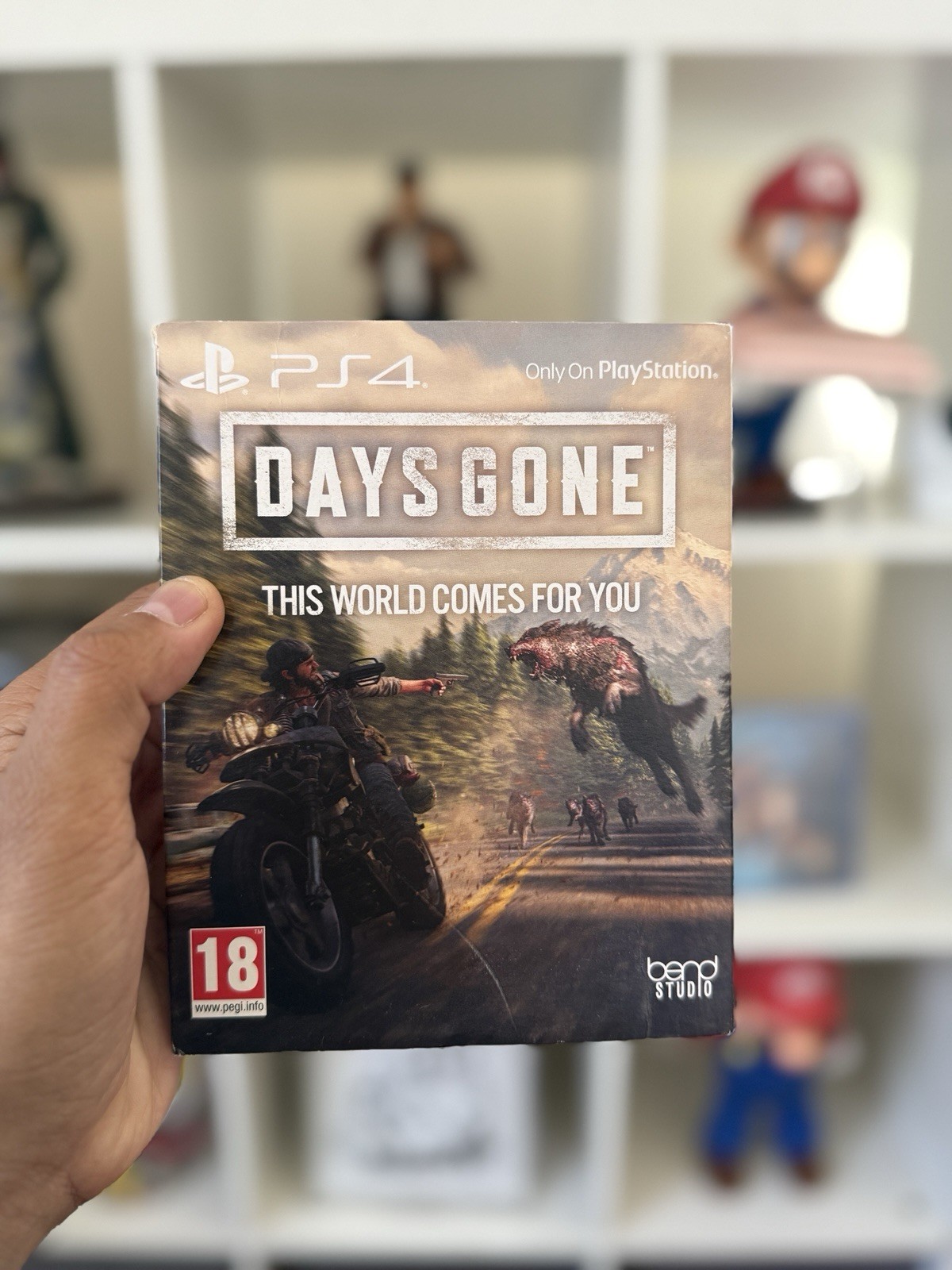 DAYS GONE OUTER CARD COLLECTORS SLEEVE AND INNER GAME CASE. NO STEELBOOK!