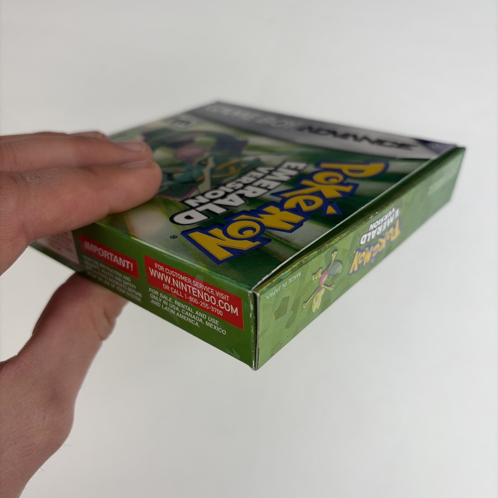 NICE Pokemon Emerald Game Boy Advance Authentic CIB Complete w Poster Manual Box