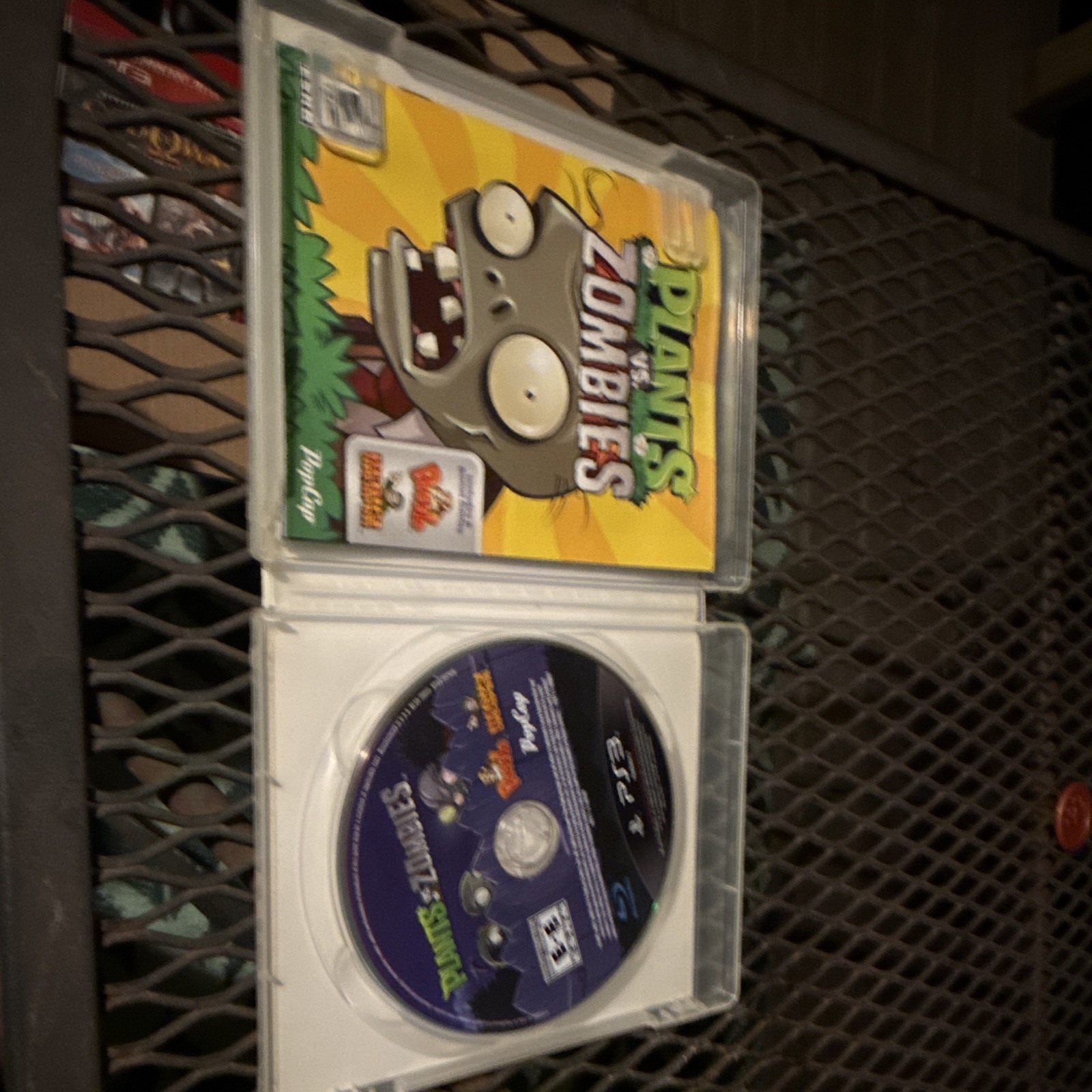 PopCap Plants vs. Zombies PS3 Includes Bonus Games E10+ NTSC-U/C 2009