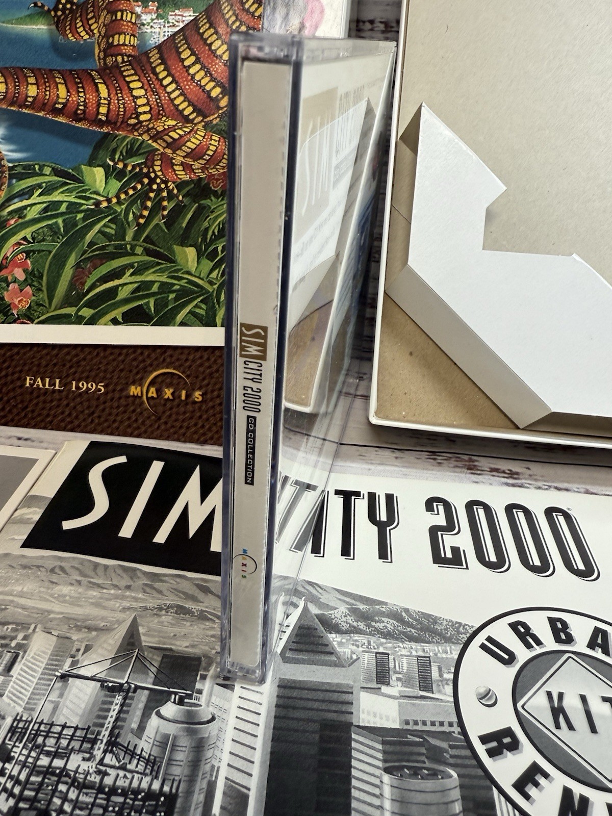 Maxis Sim City 2000 CD Collection PC /Windows Big Box Set – Mint CD and Manuals