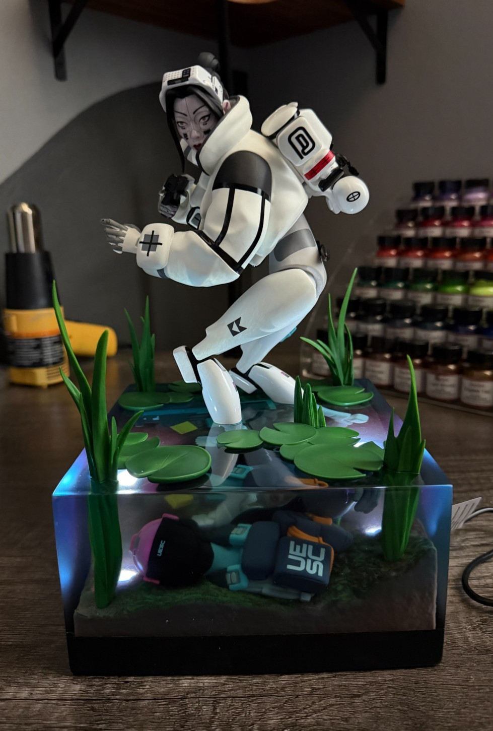 New Marathon Collector’s Edition Thief Shell Statue (1/6 scale) – Working Lights