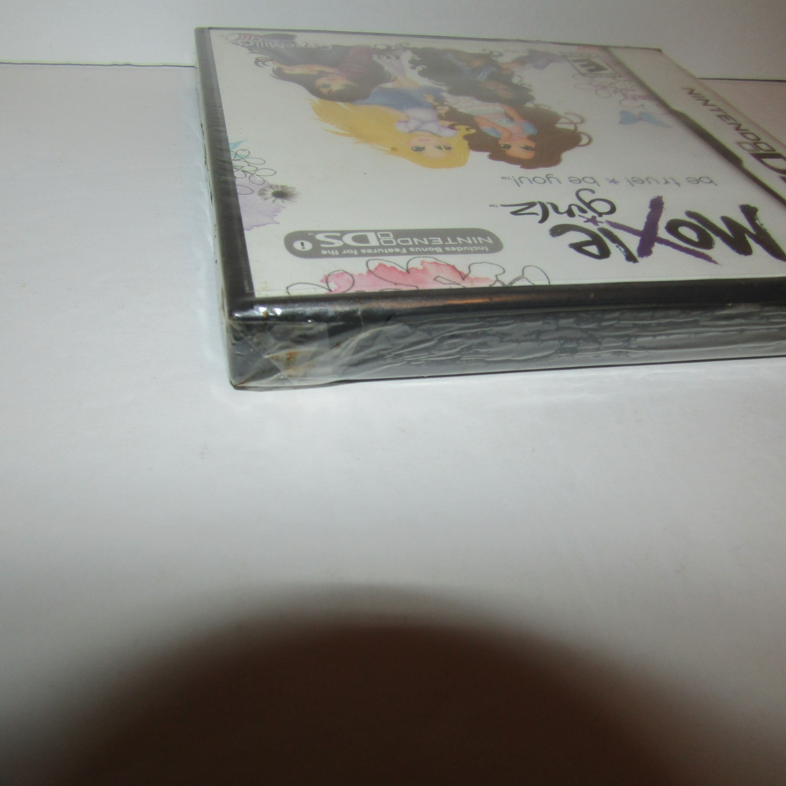 Moxie Girlz Nintendo DS Video Game New Sealed Stained Art (See Description)