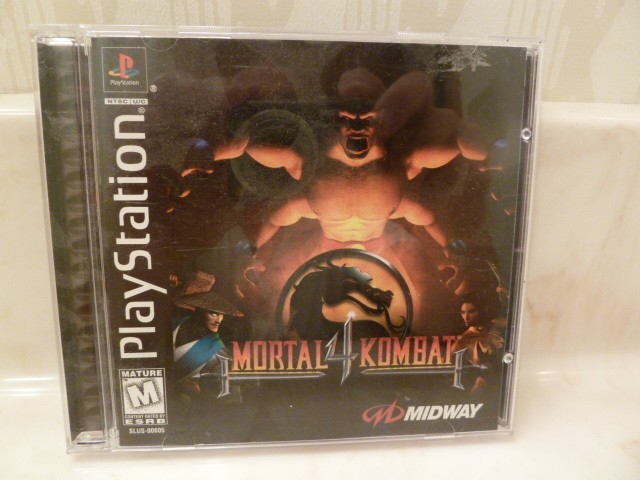 PlayStation 1 Mortal Kombat 4 (Sony PlayStation 1, 1997)