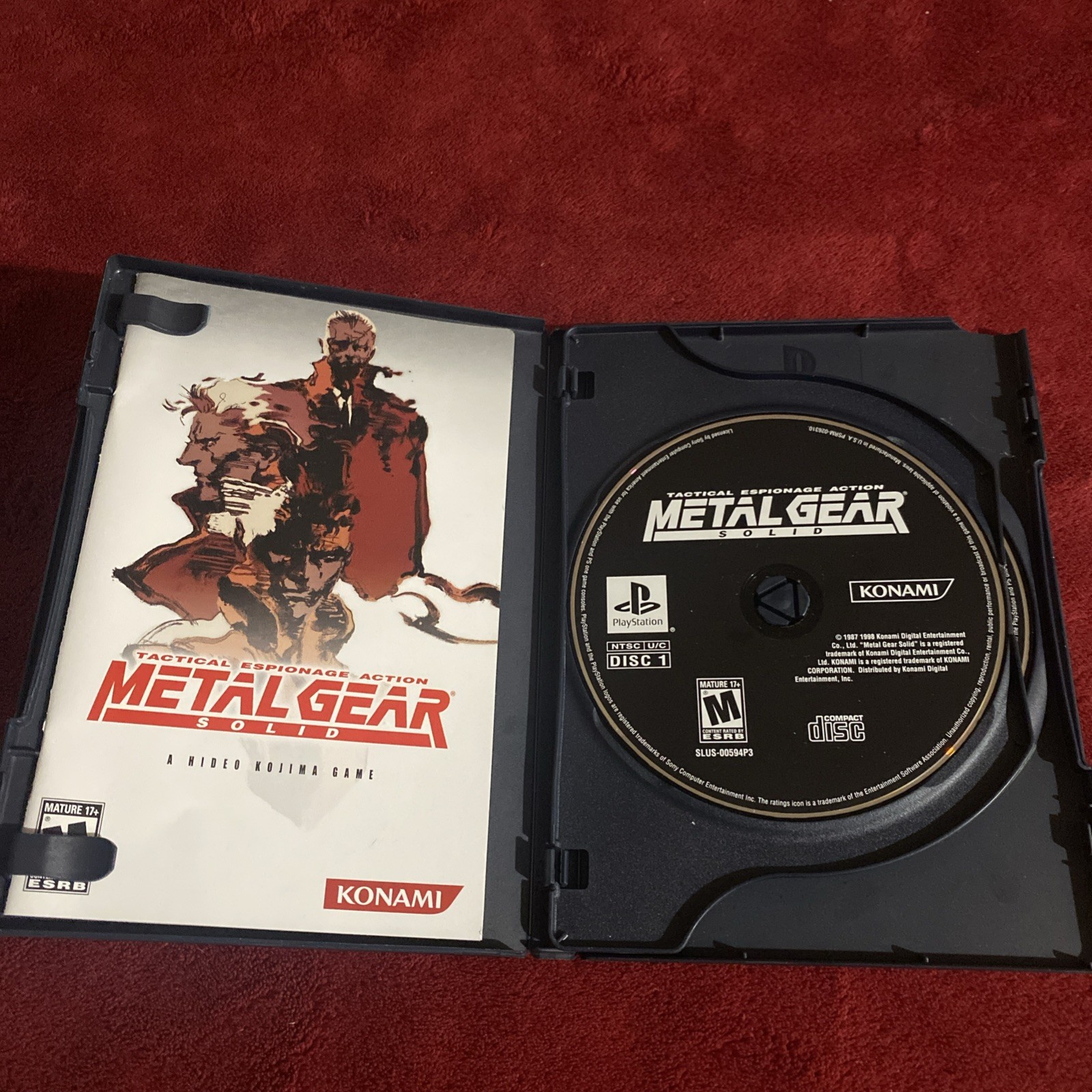 Metal Gear Solid Tactical Espionage Action Playstation PS1 Long Box CIB Complete