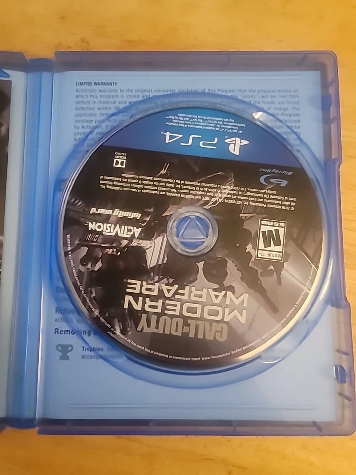 Call of Duty Modern Warfare PS4 PlayStation 4 Complete CIB Clean Disk Fast Ship