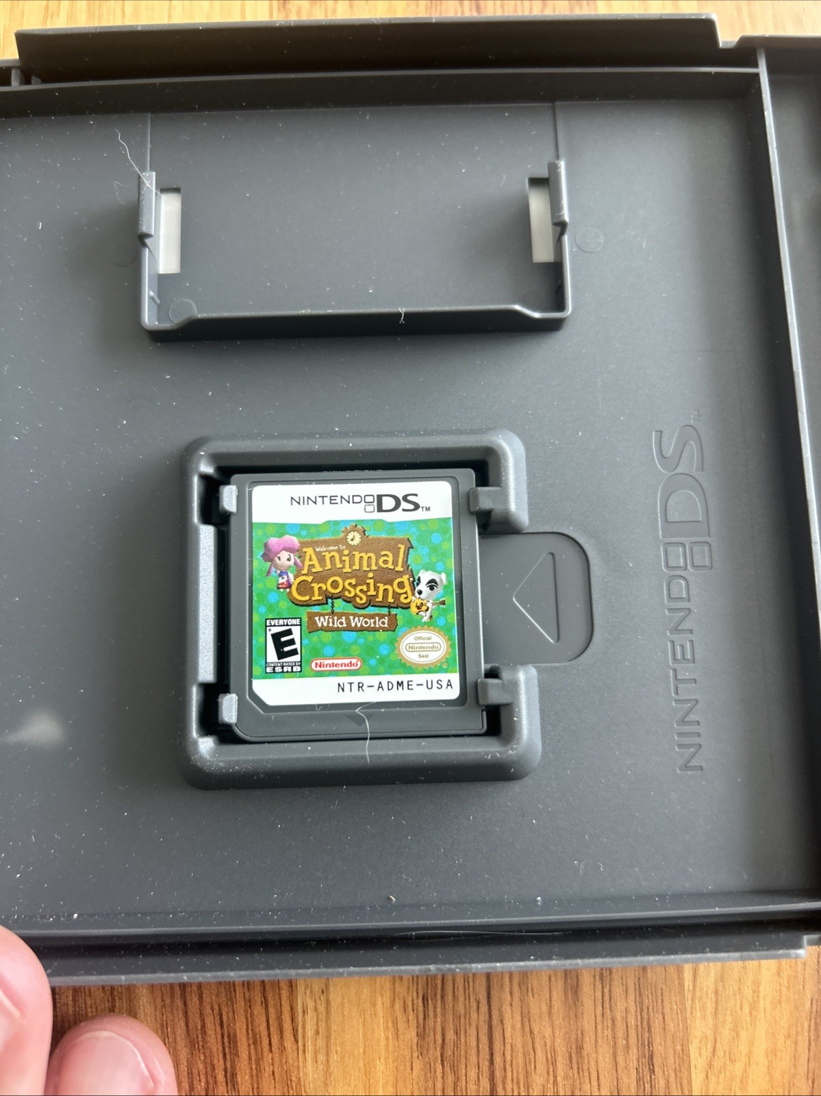 Animal Crossing: Wild World (Nintendo DS, 2005) Complete In Box CIB W/ Inserts