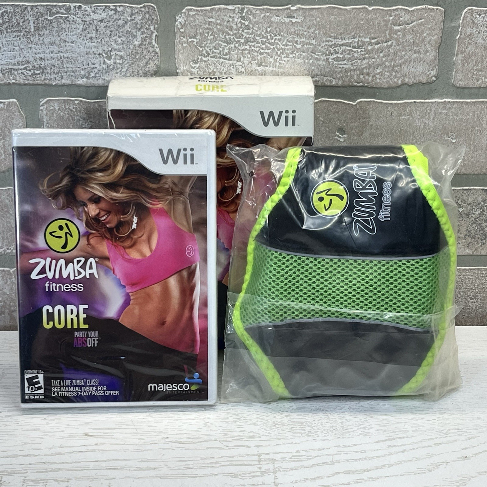 NEW Zumba Fitness Core (Nintendo Wii, 2012) Includes Game and Belt READ