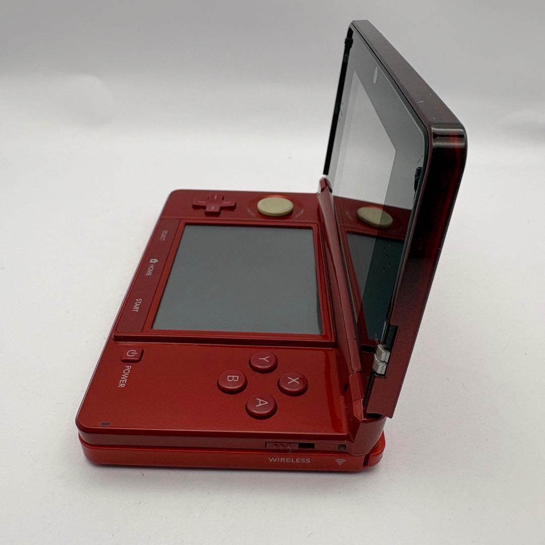 Monster Hunter 3 Tri G Beginner Hunter Pack Nintendo 3DS Flare Red