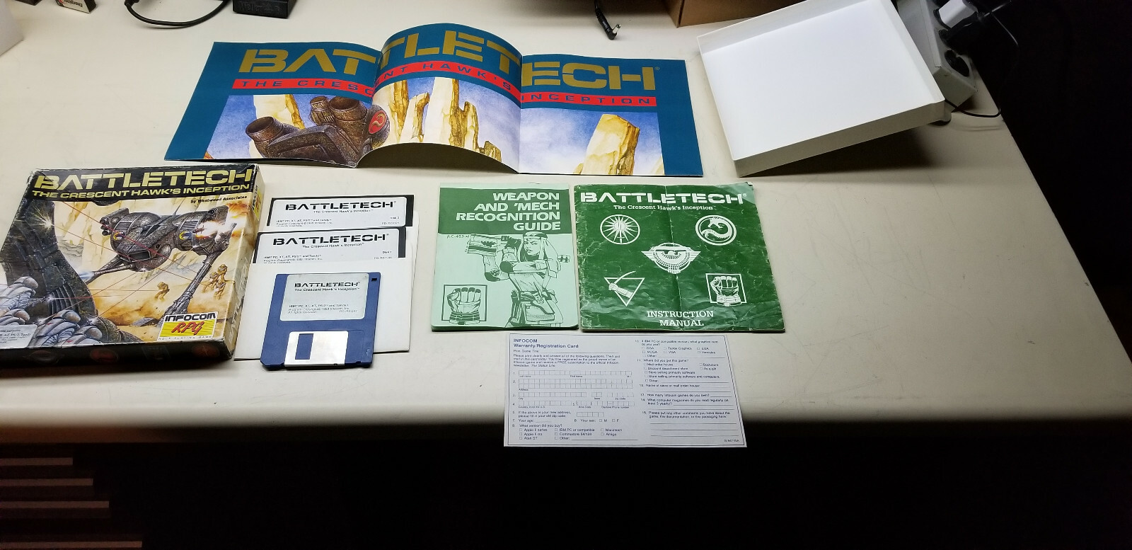 902 BATTLETECH CRESCENT HAWKS inception MECHWARRIOR ACTIVISION at xt 386 windows