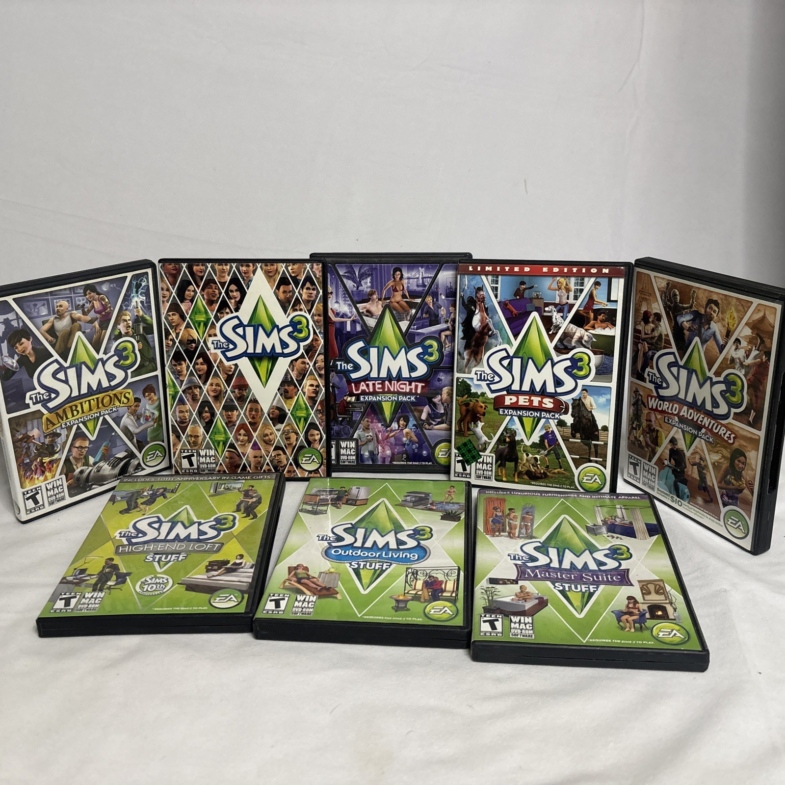 The Sims 3 base game + Expansion Packs + Stuff Packs – Windows XP/Vista/7