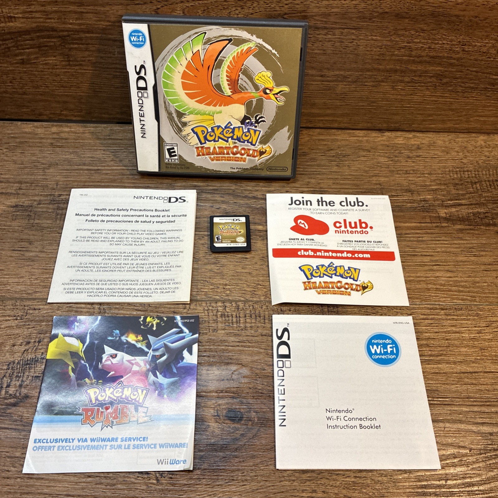 Pokemon Heartgold Version Nintendo DS Lite DSi XL 3DS 2DS w/Case And Inserts