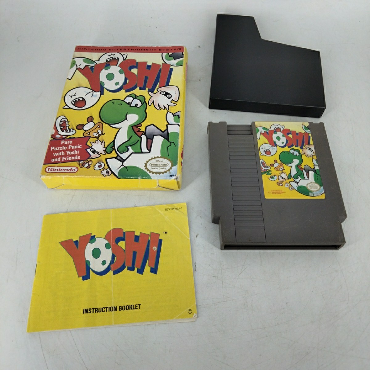 Yoshi Nintendo Entertainment System (NES) CIB Complete w Manual TESTED See Pics