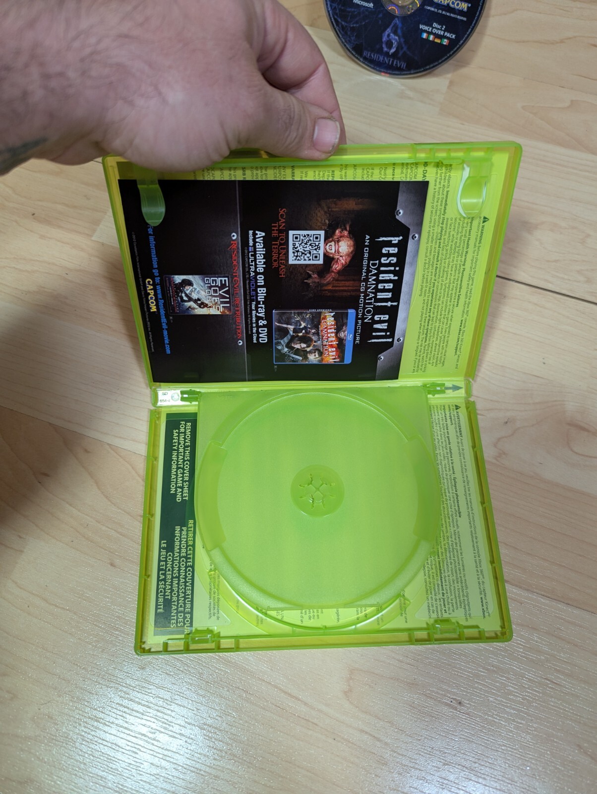 CLEAN Resident Evil 6 Microsoft Xbox 360 Video Game – No Manual