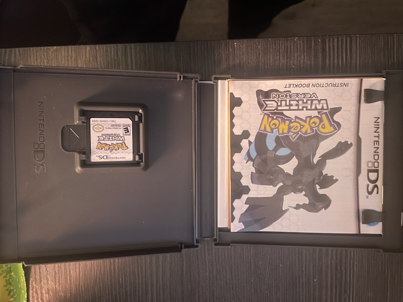 Pokemon White Version CIB (Nintendo DS) Authentic – Tested & Works