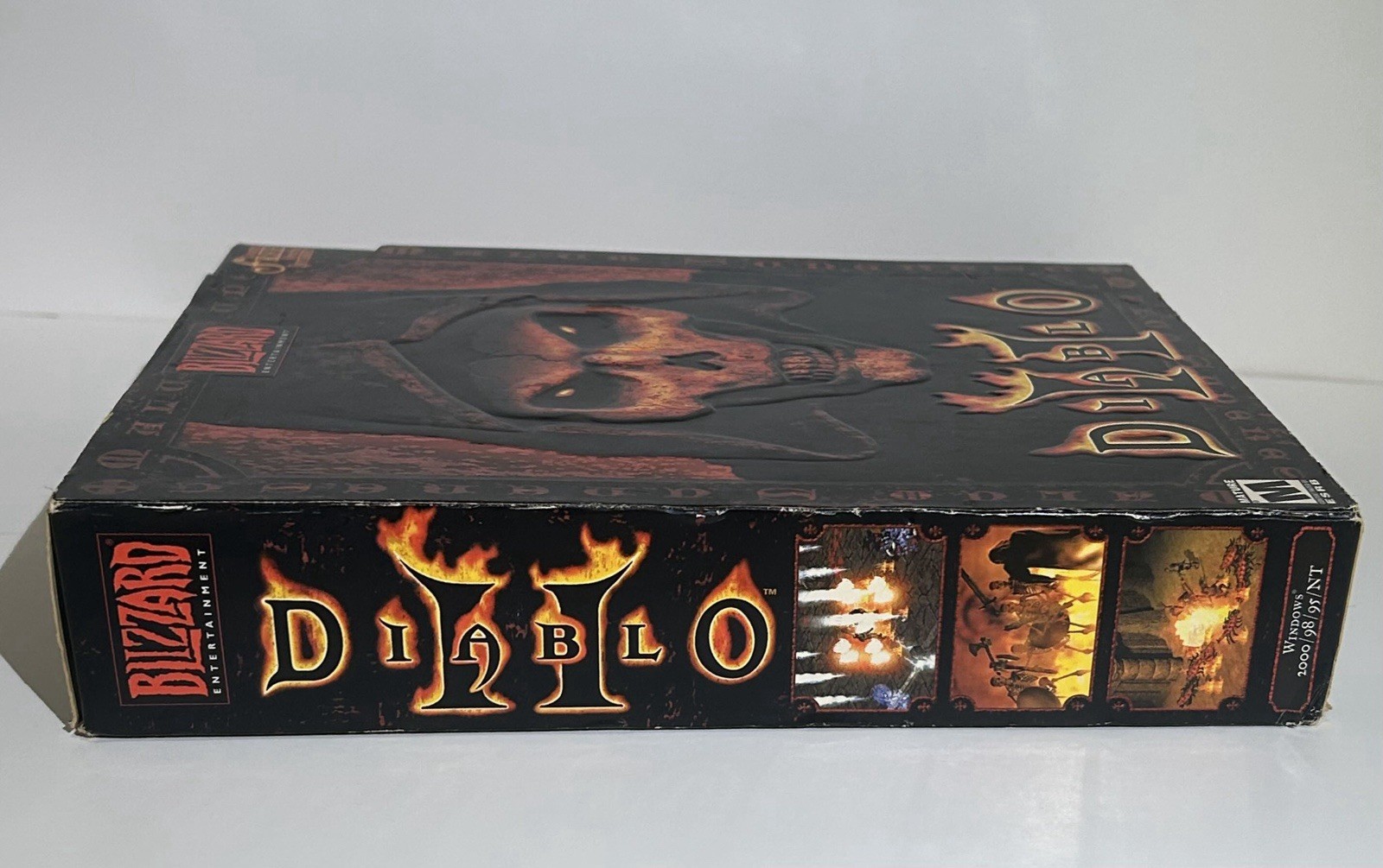 Diablo II – PC ROM 2000’s Release box set Factory Sealed