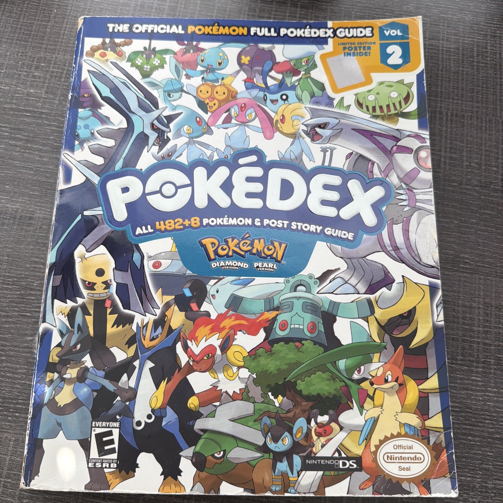 The Official Pokémon Full Pokedex Guide Vol. 2 2007 Diamond and Pearl Book