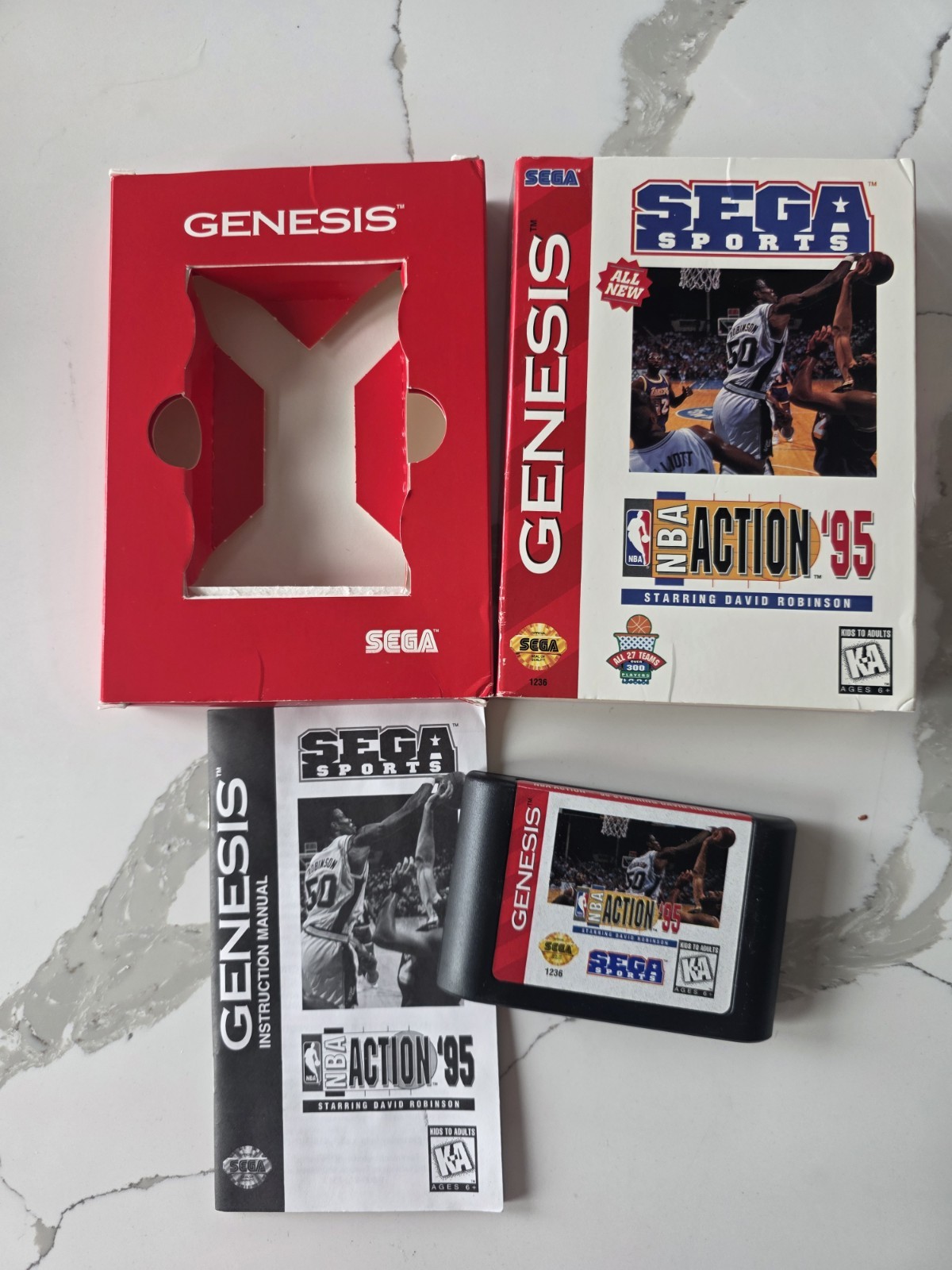 NBA Action 95 Starring David Robinson (Sega Genesis) CIB COMPLETE & TESTED
