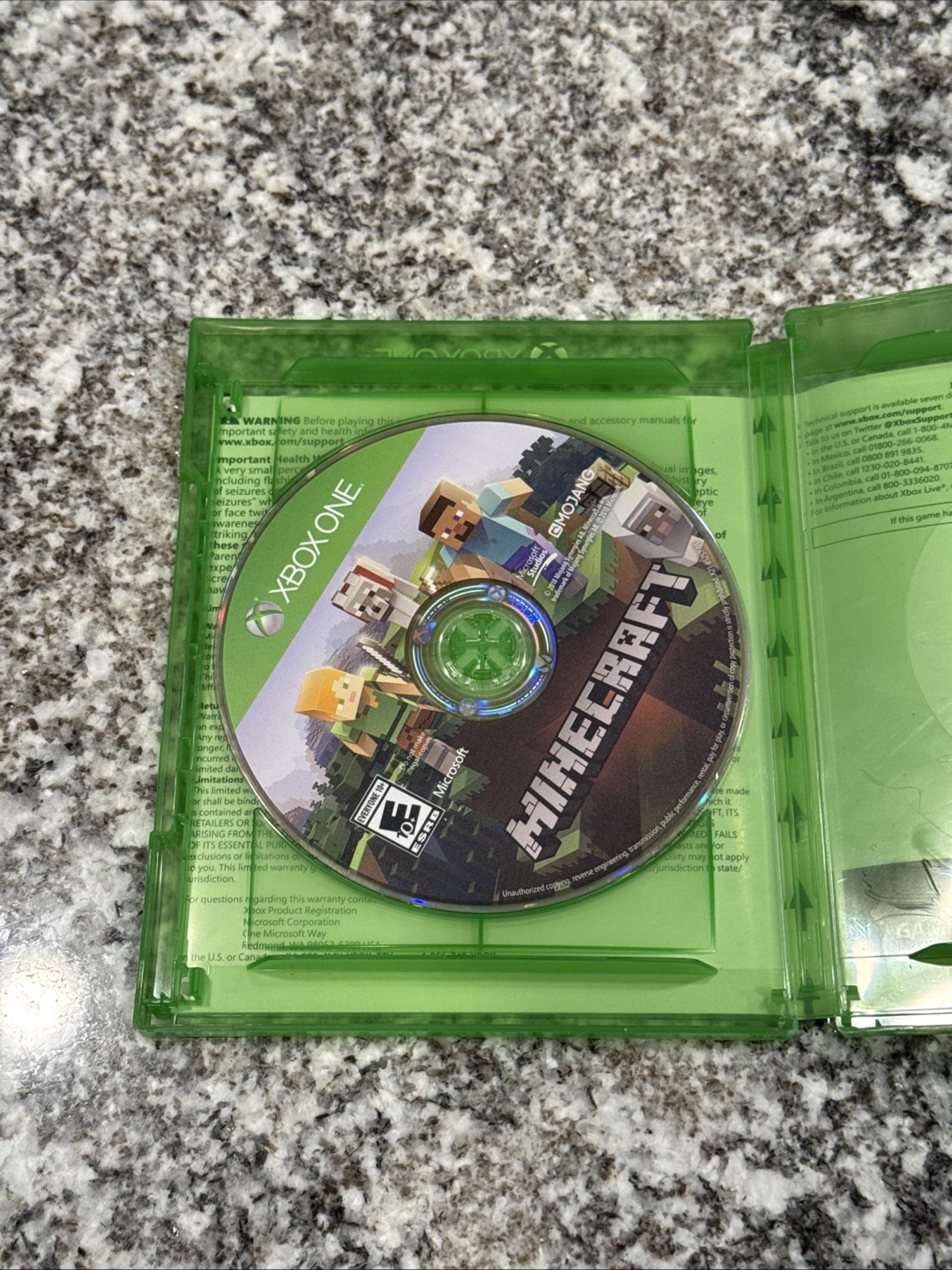 Minecraft Starter Collection – Xbox One Tested Working Good Preowned Condition