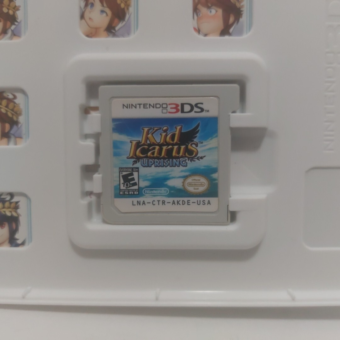 Kid Icarus: Uprising (3DS, 2012) w/ Manual, Inserts, AR Cards And Stand
