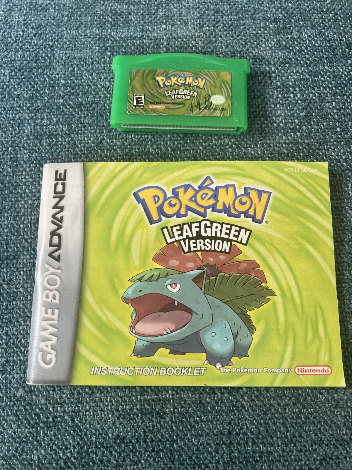 Pokemon Leaf Green Version Authentic, Instruction manual included