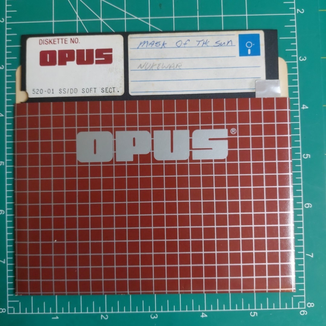 Commodore 64 The Mask Of The Sun, Brøderbund, 1984 Nukewar 5.25″ Floppy Disc