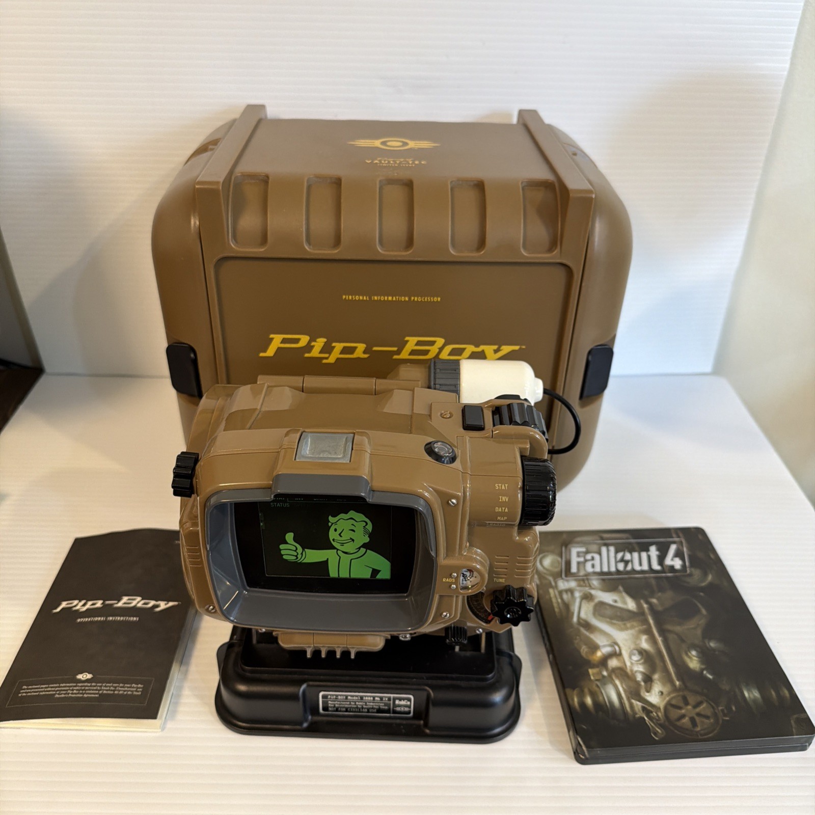 Fallout 4: Pip-Boy Edition Sony PlayStation 4 PS4 Game Collector’s Edition