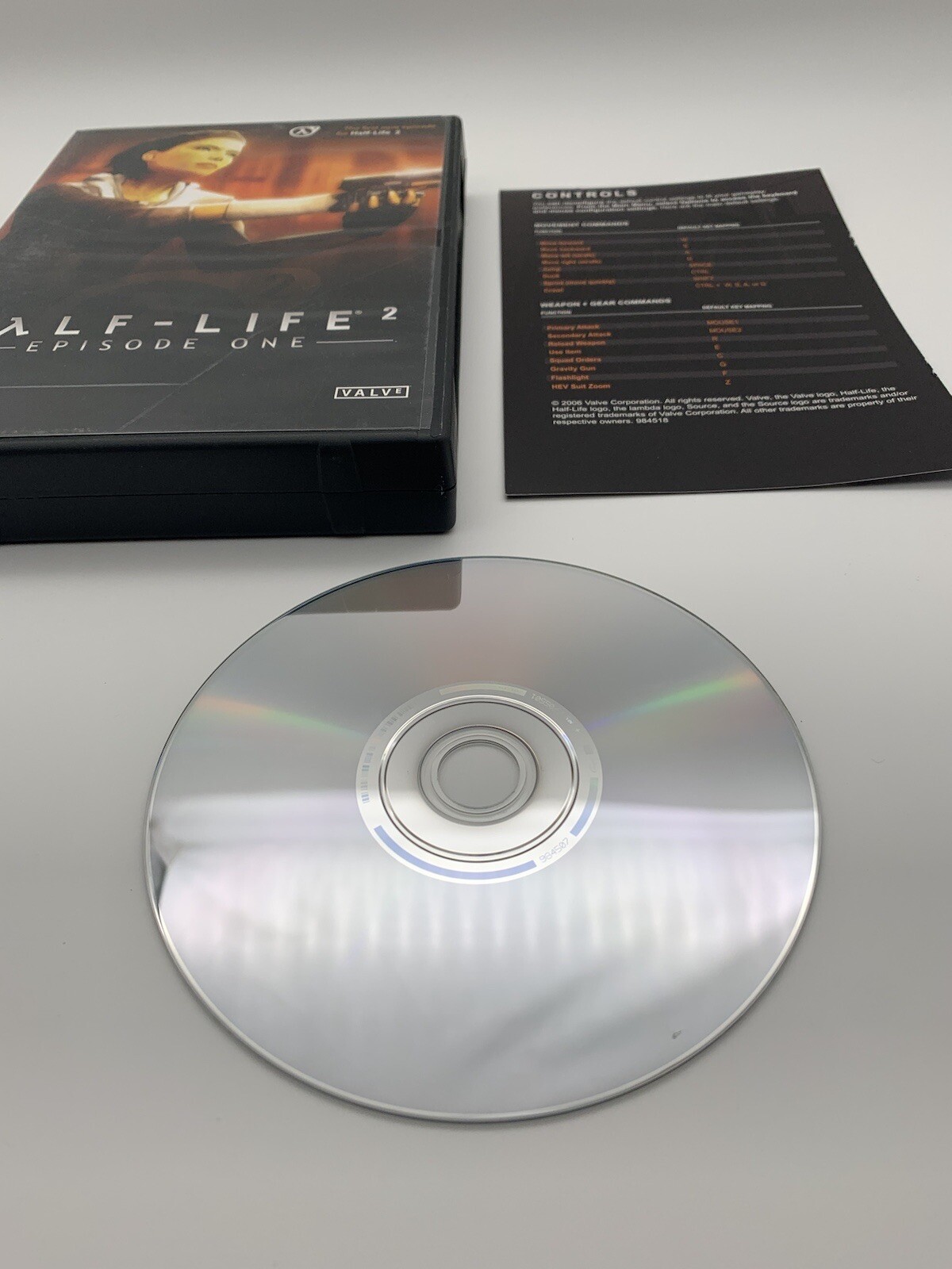 Half-Life 2: Episode One Retail Box (PC, 2006) with Original Box + Manual